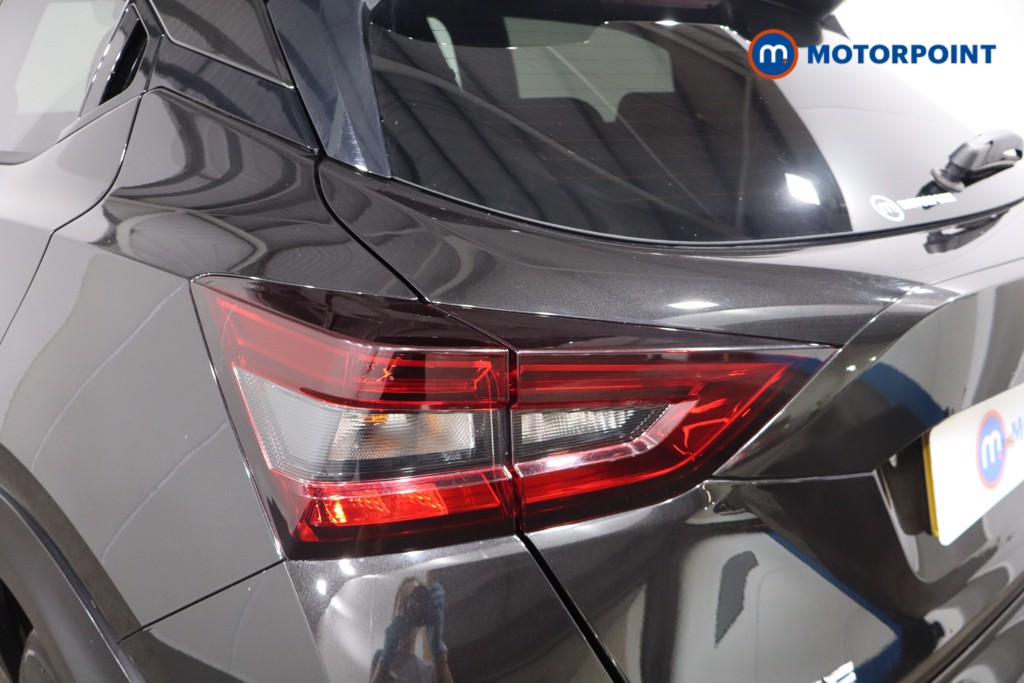 Nissan Juke N-Connecta Manual Petrol SUV - Stock Number (1566957) - 31st supplementary image