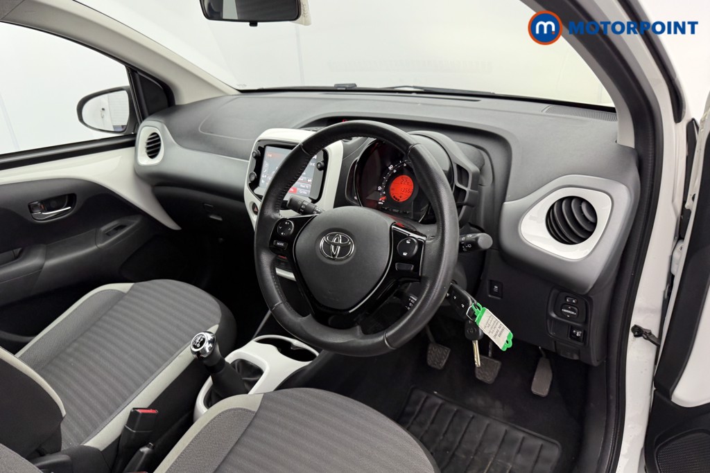 Toyota Aygo X-Trend Manual Petrol Hatchback - Stock Number (1566968) - 3rd supplementary image