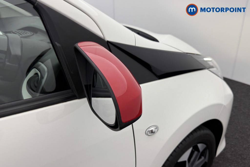 Toyota Aygo X-Trend Manual Petrol Hatchback - Stock Number (1566968) - 14th supplementary image
