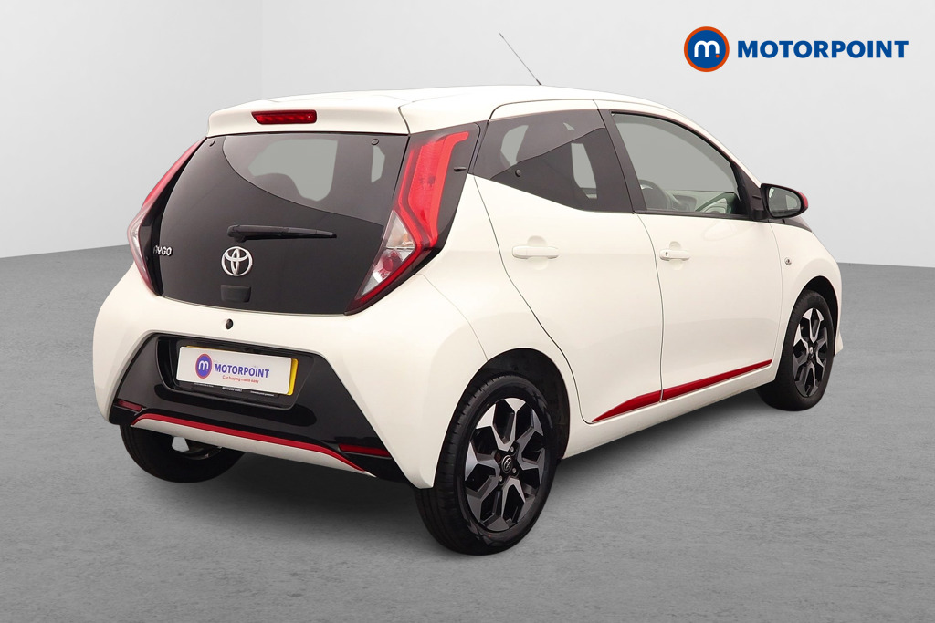 Toyota Aygo X-Trend Manual Petrol Hatchback - Stock Number (1566968) - Drivers side rear corner