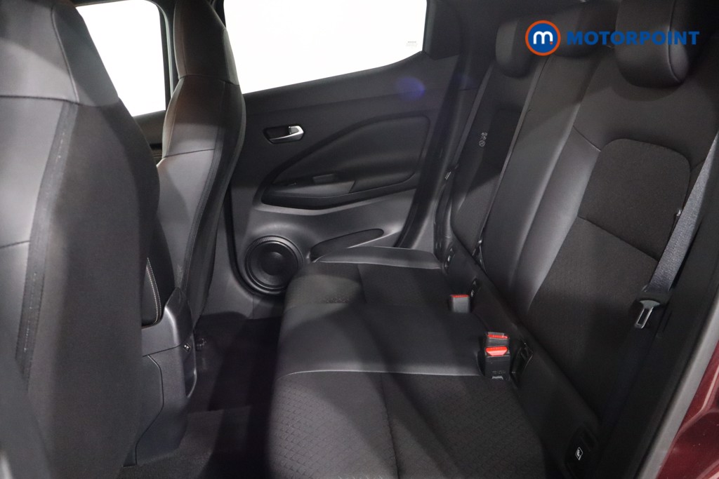 Nissan Juke N-Connecta Manual Petrol SUV - Stock Number (1566982) - 5th supplementary image