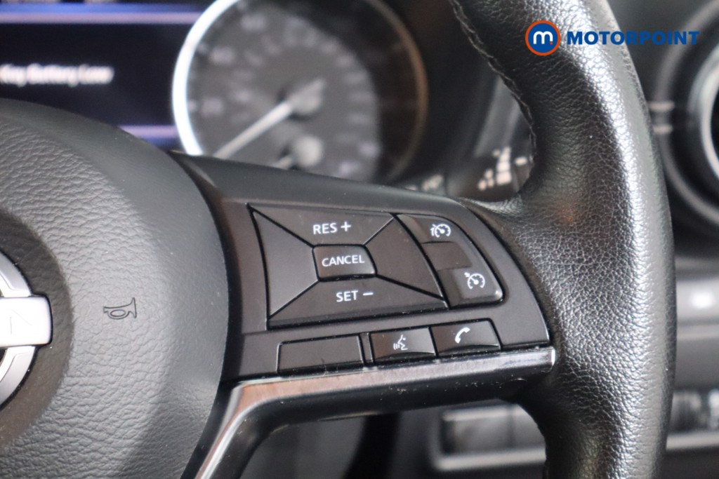 Nissan Juke N-Connecta Manual Petrol SUV - Stock Number (1566982) - 8th supplementary image