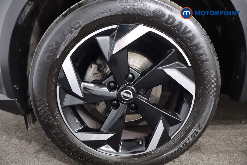Nissan Juke N-Connecta Manual Petrol SUV - Stock Number (1566982) - 11th supplementary image