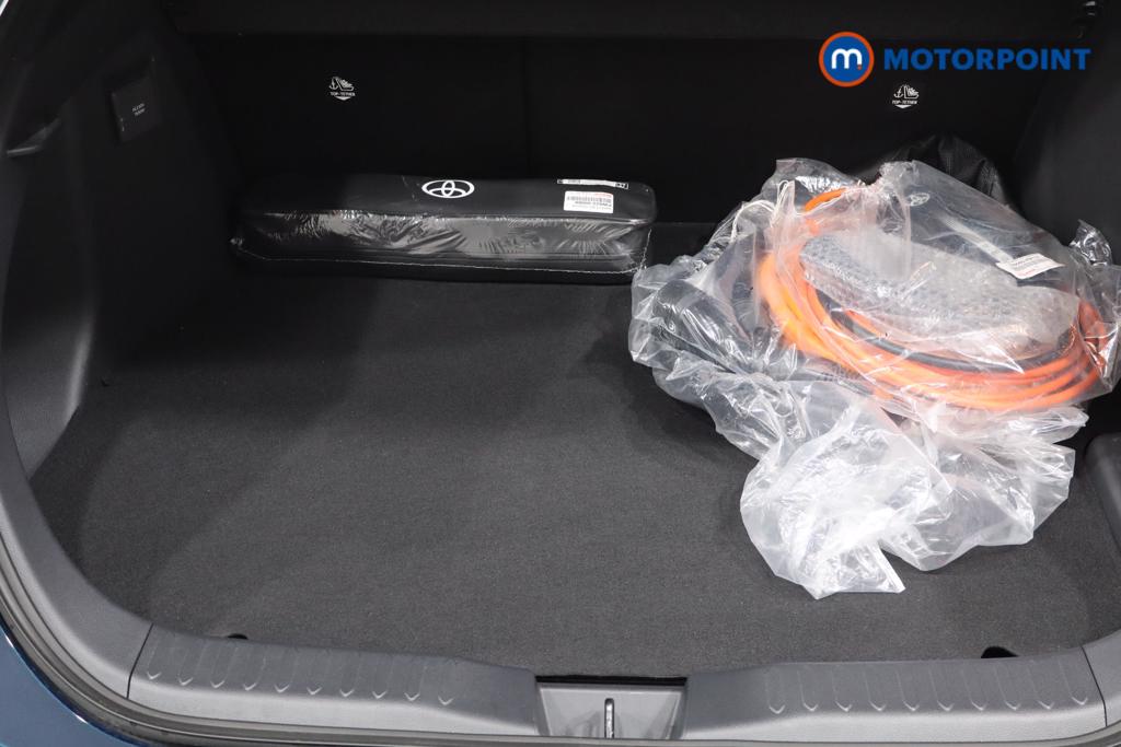 Toyota C-Hr Design Automatic Petrol Plug-In Hybrid SUV - Stock Number (1567361) - 24th supplementary image