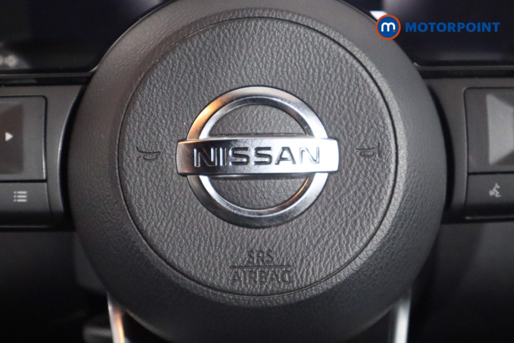 Nissan Qashqai Tekna Manual Petrol SUV - Stock Number (1567371) - 19th supplementary image