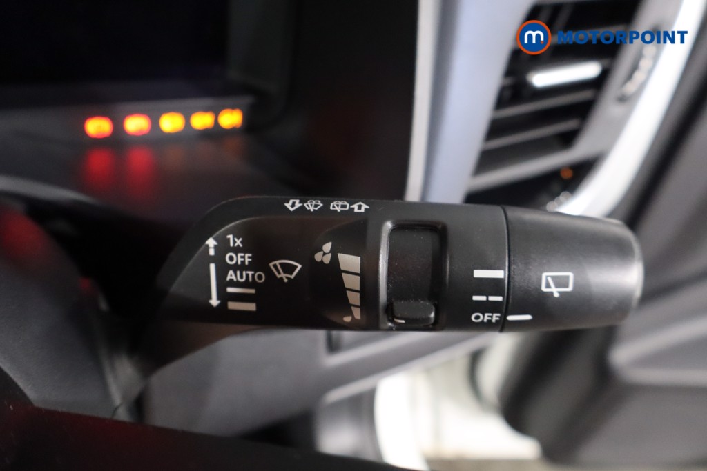 Nissan Qashqai Tekna Manual Petrol SUV - Stock Number (1567371) - 20th supplementary image
