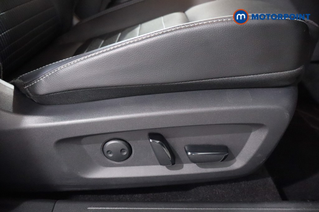 Nissan Qashqai Tekna Manual Petrol SUV - Stock Number (1567371) - 22nd supplementary image