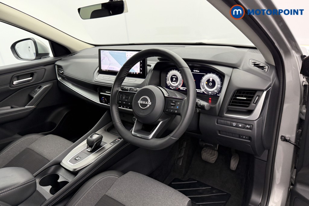 Nissan Qashqai N-Connecta Automatic Petrol SUV - Stock Number (1567426) - 4th supplementary image