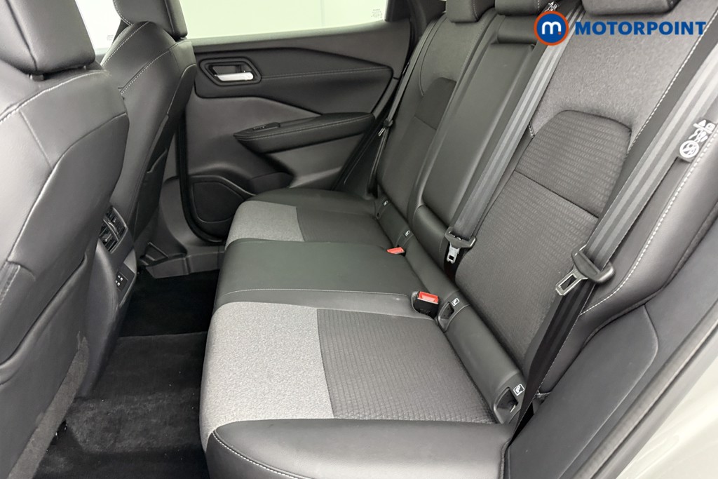 Nissan Qashqai N-Connecta Automatic Petrol SUV - Stock Number (1567426) - 22nd supplementary image