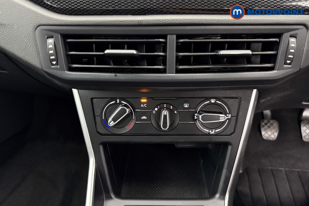 Volkswagen Polo Life Manual Petrol Hatchback - Stock Number (1567429) - 12th supplementary image