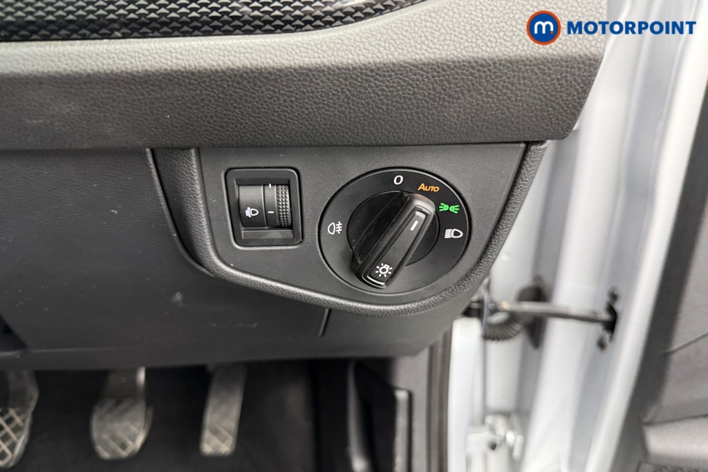 Volkswagen Polo Life Manual Petrol Hatchback - Stock Number (1567429) - 16th supplementary image