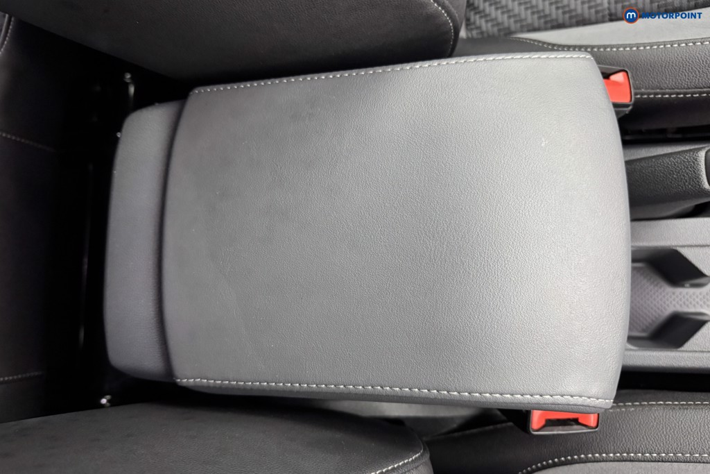 Volkswagen T-Cross R-Line Manual Petrol SUV - Stock Number (1567660) - 12th supplementary image