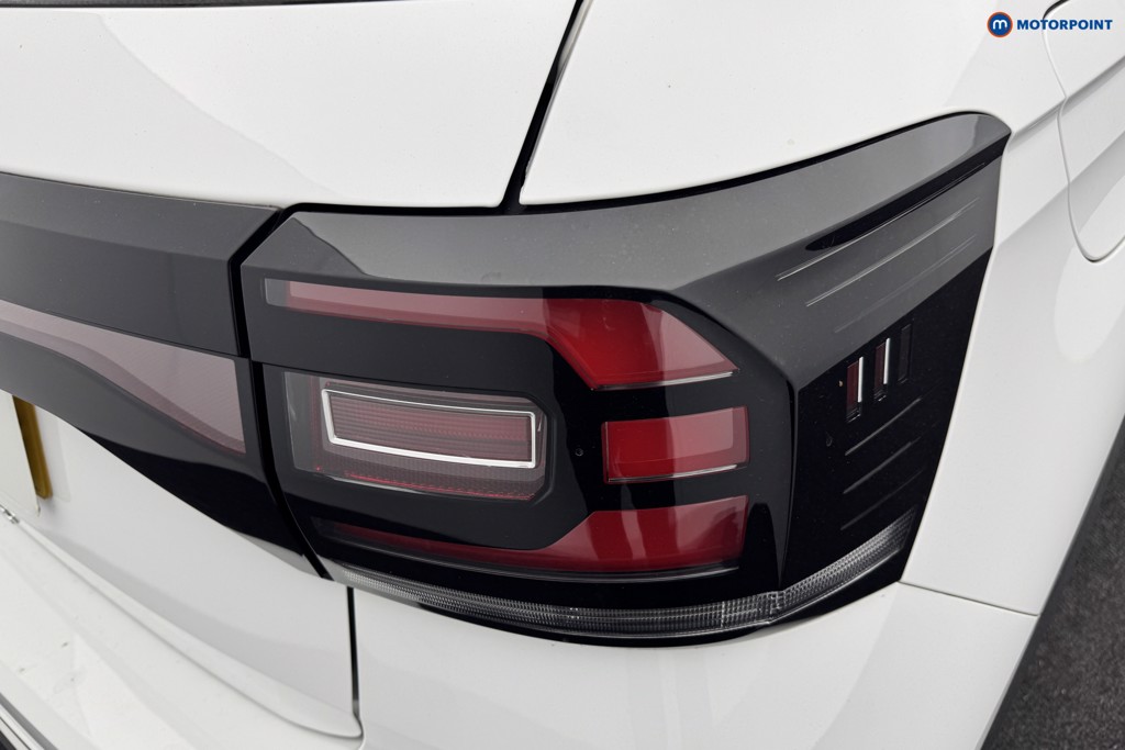 Volkswagen T-Cross R-Line Manual Petrol SUV - Stock Number (1567660) - 32nd supplementary image
