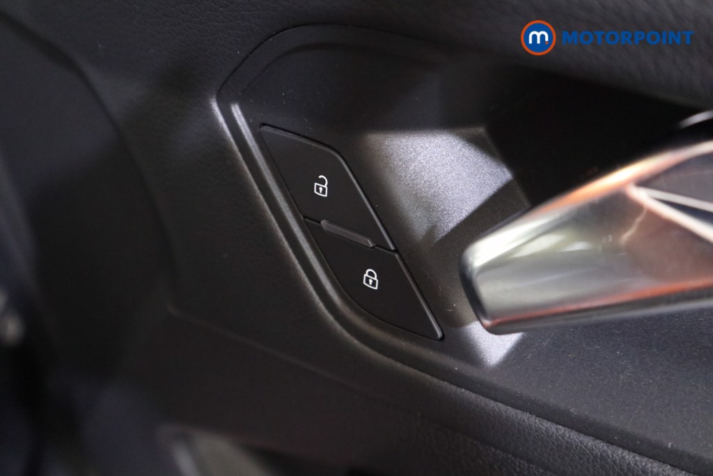 Audi Q3 Edition 1 Automatic Petrol SUV - Stock Number (1567812) - 10th supplementary image