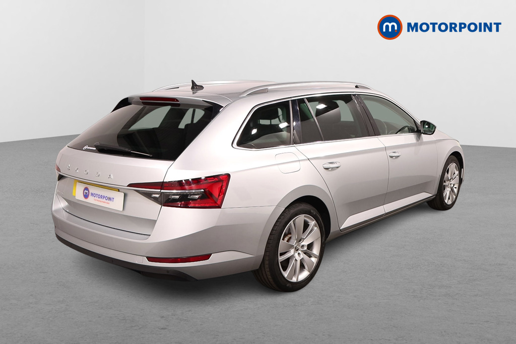 Skoda Superb Se L Automatic Diesel Estate - Stock Number (1567940) - Drivers side rear corner