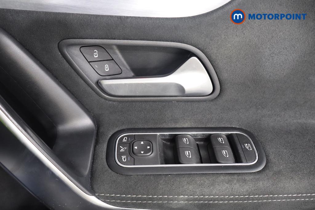 Mercedes-Benz A Class Amg Line Executive Edition Automatic Petrol Hatchback - Stock Number (1567942) - 13th supplementary image