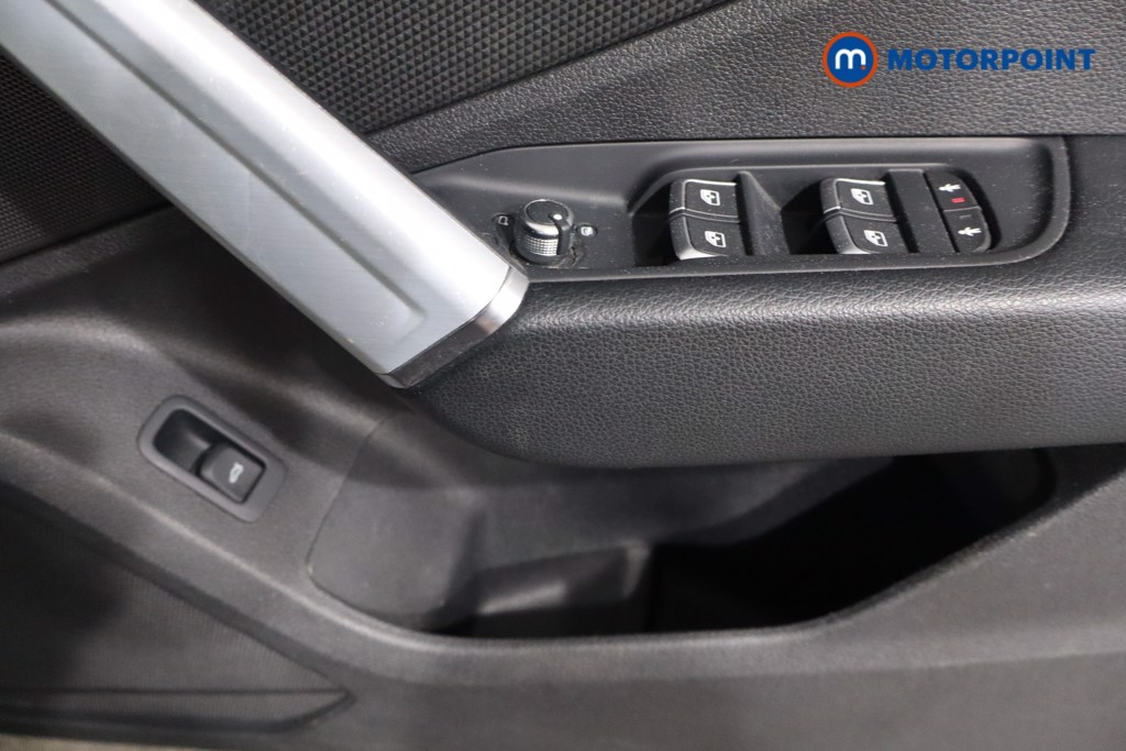 Audi Q2 S Line Automatic Petrol SUV - Stock Number (1568215) - 23rd supplementary image