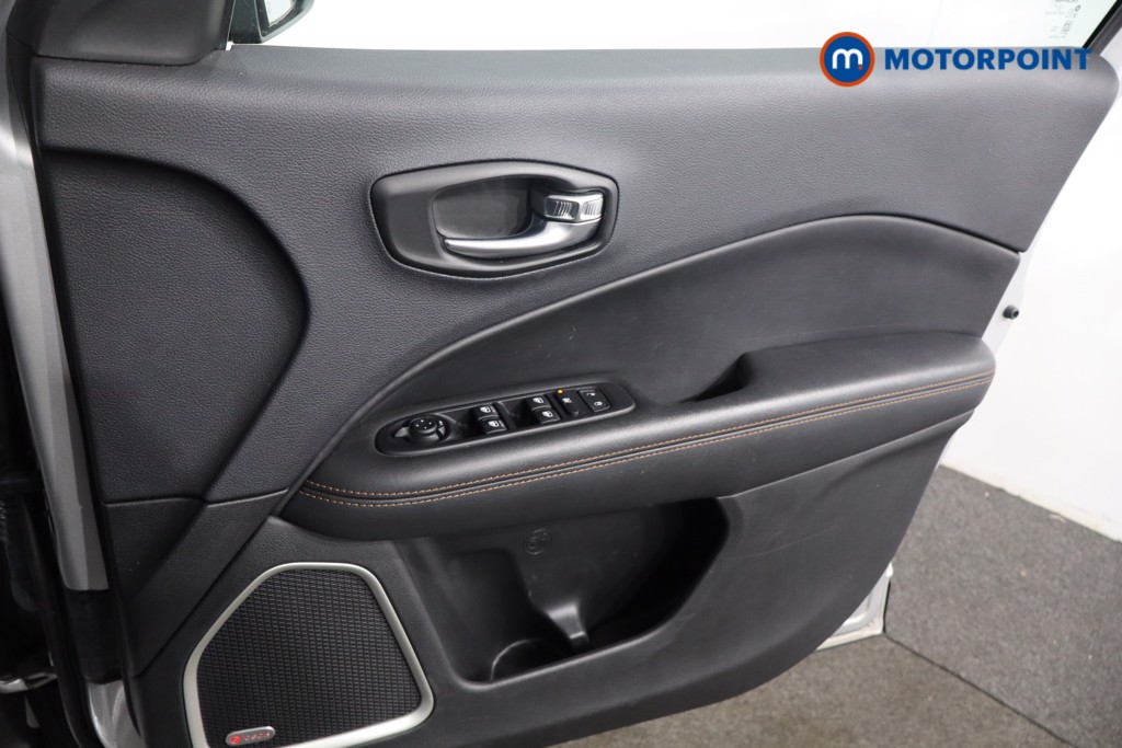 Jeep Compass Limited Manual Diesel SUV - Stock Number (1568758) - 23rd supplementary image