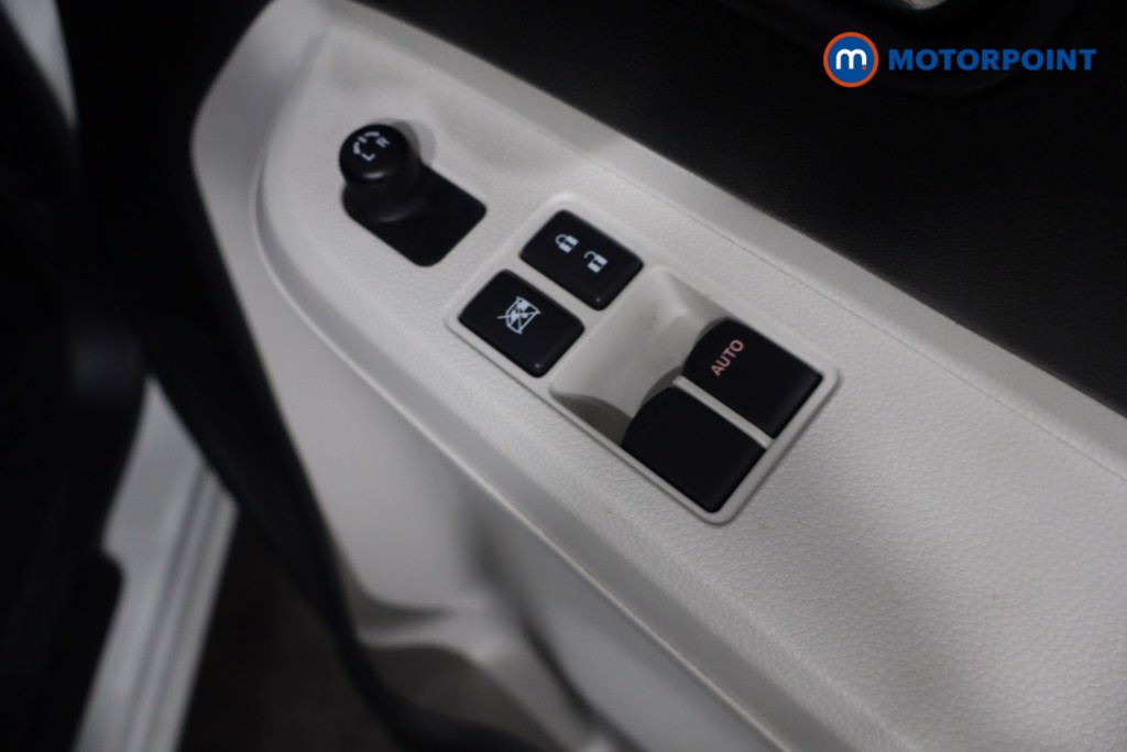 Suzuki Ignis SZ3 Manual Petrol SUV - Stock Number (1568761) - 20th supplementary image