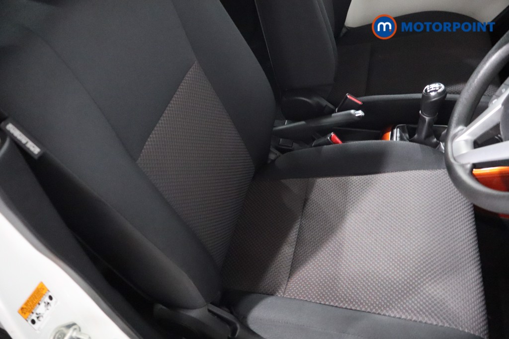 Suzuki Ignis SZ3 Manual Petrol SUV - Stock Number (1568761) - 22nd supplementary image