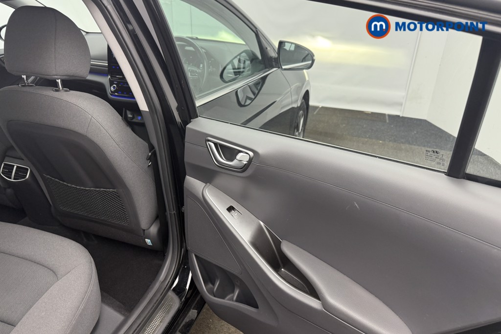 Hyundai Ioniq Premium Automatic Electric Hatchback - Stock Number (1568793) - 21st supplementary image