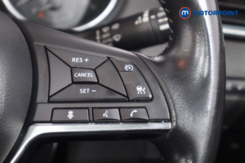 Nissan Qashqai Tekna Manual Petrol SUV - Stock Number (1568892) - 8th supplementary image