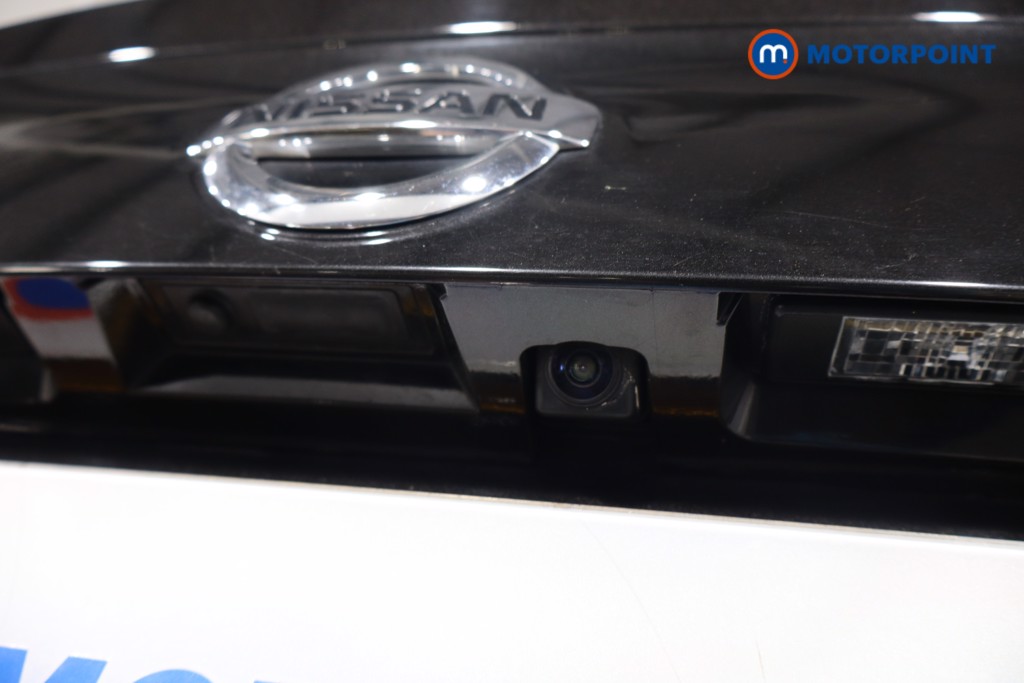 Nissan Qashqai Tekna Manual Petrol SUV - Stock Number (1568892) - 38th supplementary image