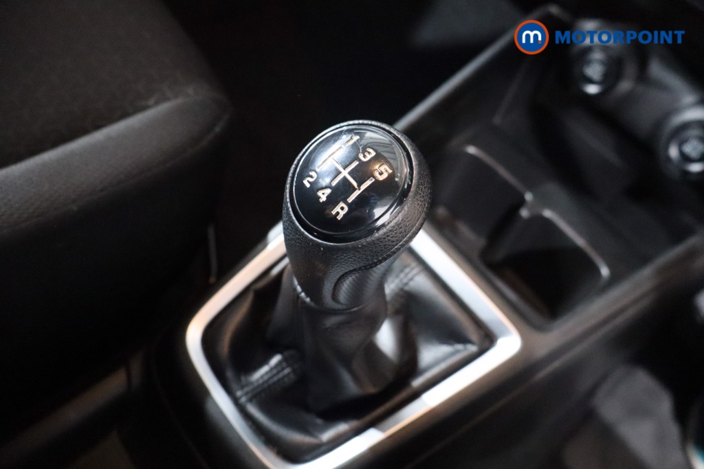 Suzuki Swift Attitude Manual Petrol Hatchback - Stock Number (1568991) - 14th supplementary image