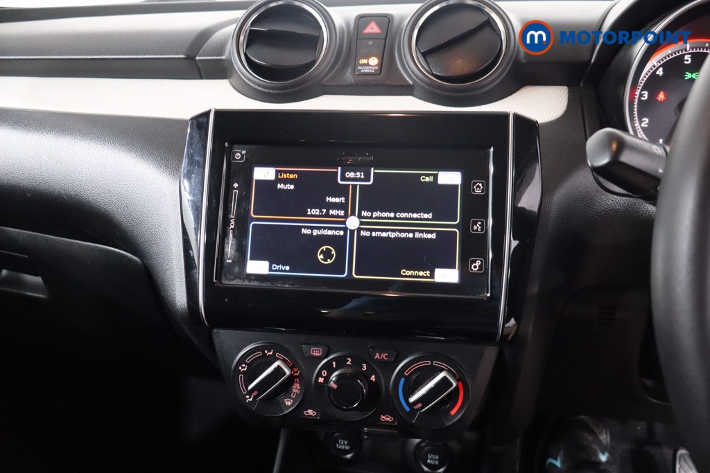 Suzuki Swift Attitude Manual Petrol Hatchback - Stock Number (1568991) - 15th supplementary image