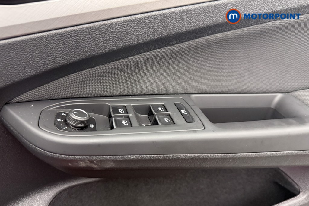 Volkswagen Golf Life Manual Petrol Hatchback - Stock Number (1569227) - 15th supplementary image
