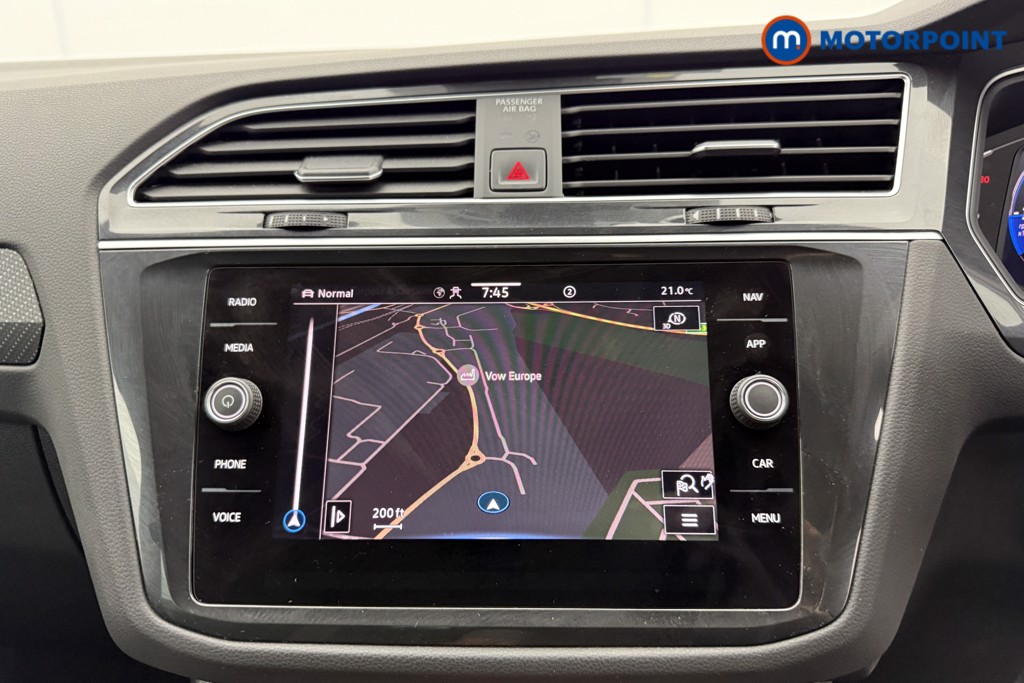 Volkswagen Tiguan R-Line Automatic Petrol SUV - Stock Number (1569247) - 9th supplementary image
