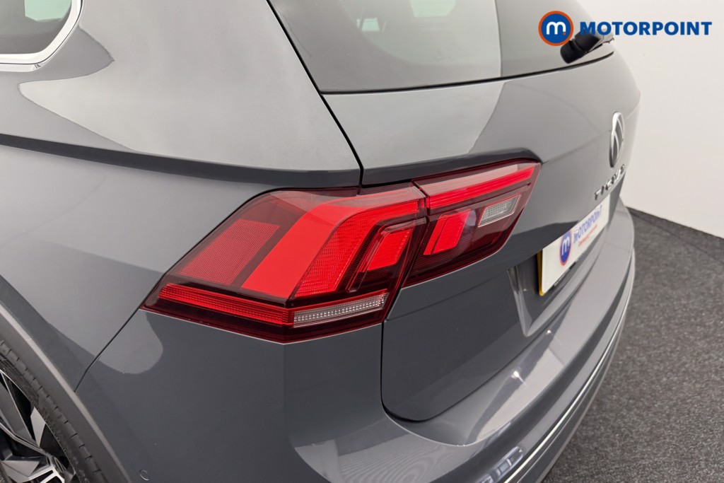 Volkswagen Tiguan R-Line Automatic Petrol SUV - Stock Number (1569247) - 26th supplementary image