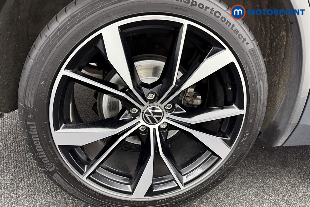 Volkswagen Tiguan R-Line Automatic Petrol SUV - Stock Number (1569247) - 32nd supplementary image
