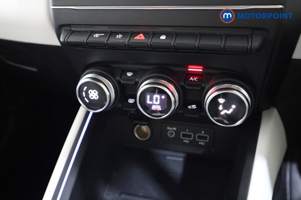Renault Clio Techno Manual Petrol Hatchback - Stock Number (1569282) - 7th supplementary image