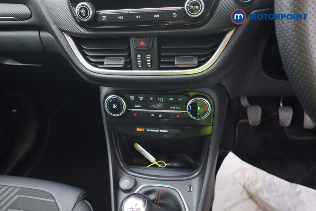 Ford Puma St-Line X Manual Petrol-Electric Hybrid SUV - Stock Number (1569312) - 4th supplementary image