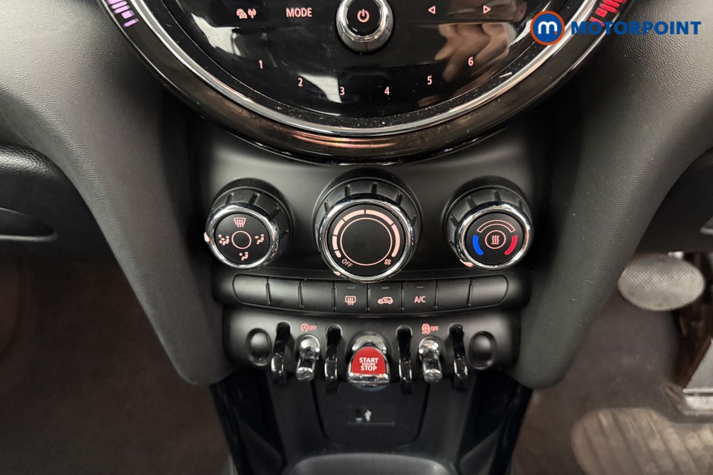 Mini Hatchback Cooper Classic Automatic Petrol Hatchback - Stock Number (1569400) - 11th supplementary image
