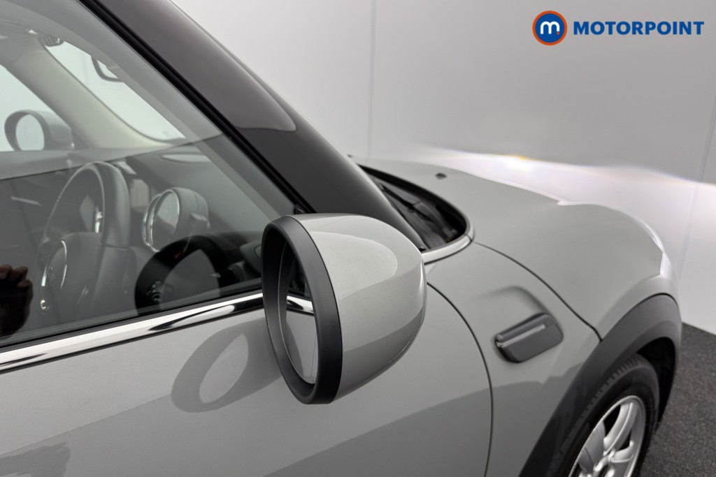 Mini Hatchback Cooper Classic Automatic Petrol Hatchback - Stock Number (1569400) - 19th supplementary image