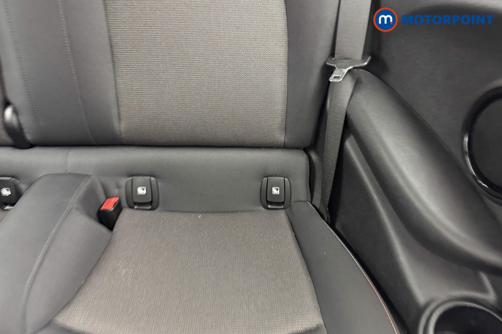 Mini Hatchback Cooper Classic Automatic Petrol Hatchback - Stock Number (1569400) - 23rd supplementary image