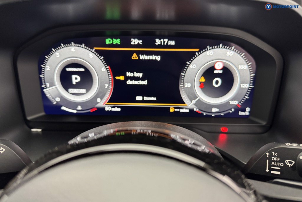 Nissan Qashqai N-Connecta Automatic Petrol SUV - Stock Number (1569455) - 9th supplementary image