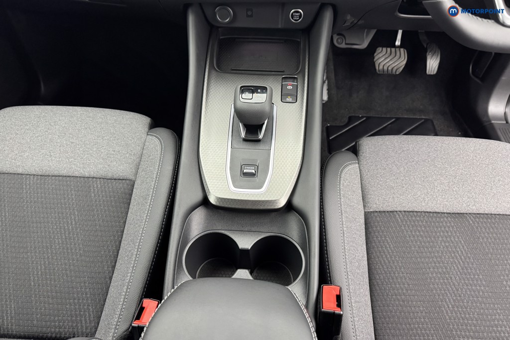Nissan Qashqai N-Connecta Automatic Petrol SUV - Stock Number (1569455) - 10th supplementary image