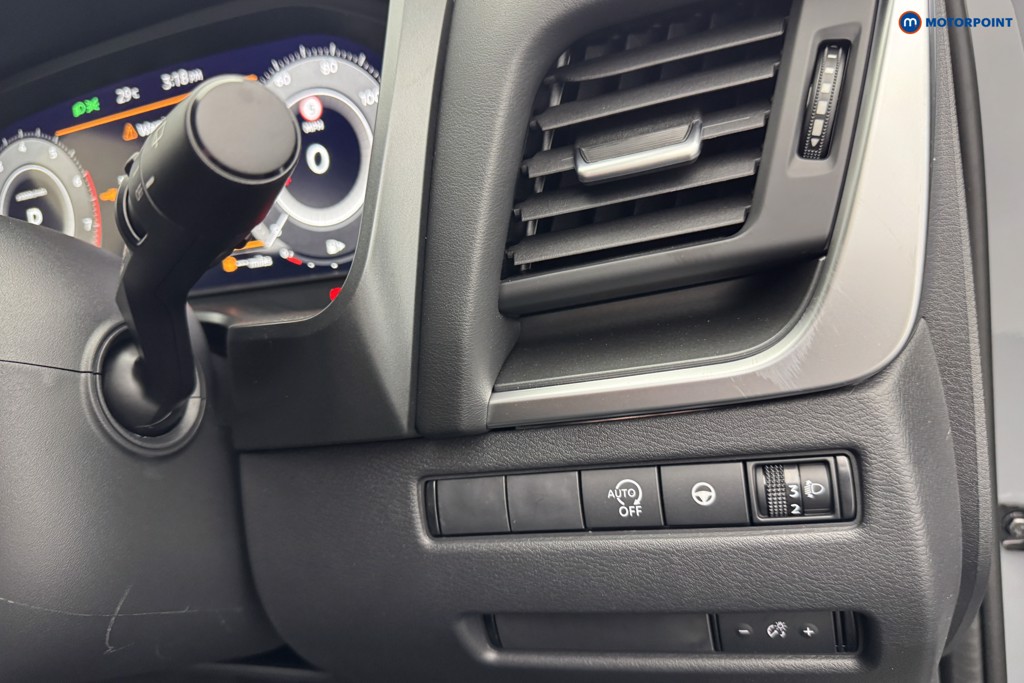 Nissan Qashqai N-Connecta Automatic Petrol SUV - Stock Number (1569455) - 21st supplementary image