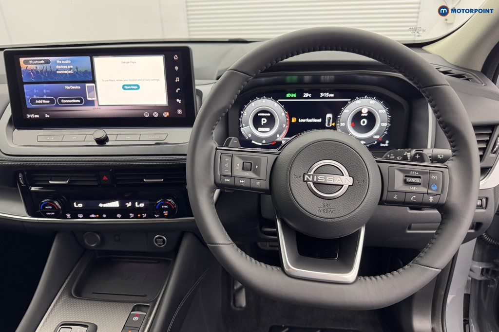 Nissan Qashqai N-Connecta Automatic Petrol SUV - Stock Number (1569455) - 1st supplementary image
