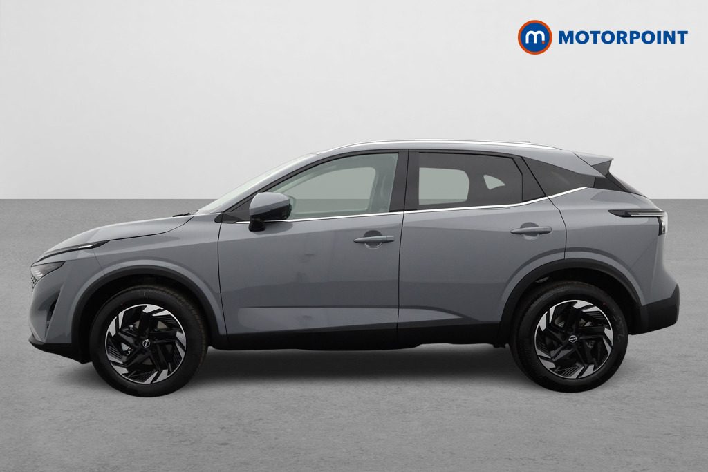 Nissan Qashqai N-Connecta Automatic Petrol SUV - Stock Number (1569455) - Passenger side
