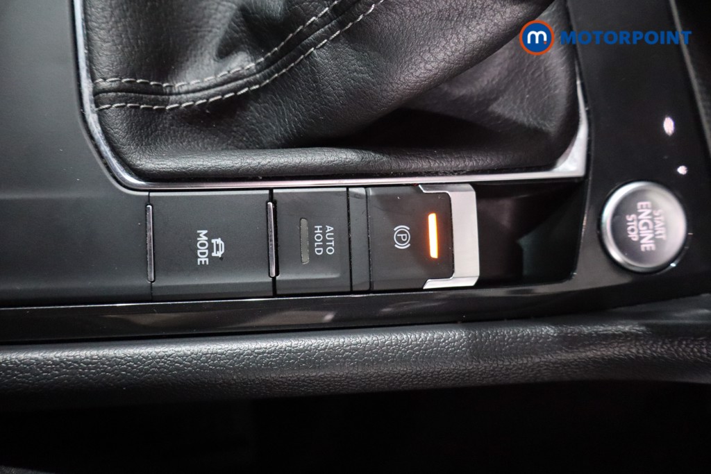 Volkswagen Tiguan R-Line Automatic Petrol SUV - Stock Number (1569538) - 16th supplementary image