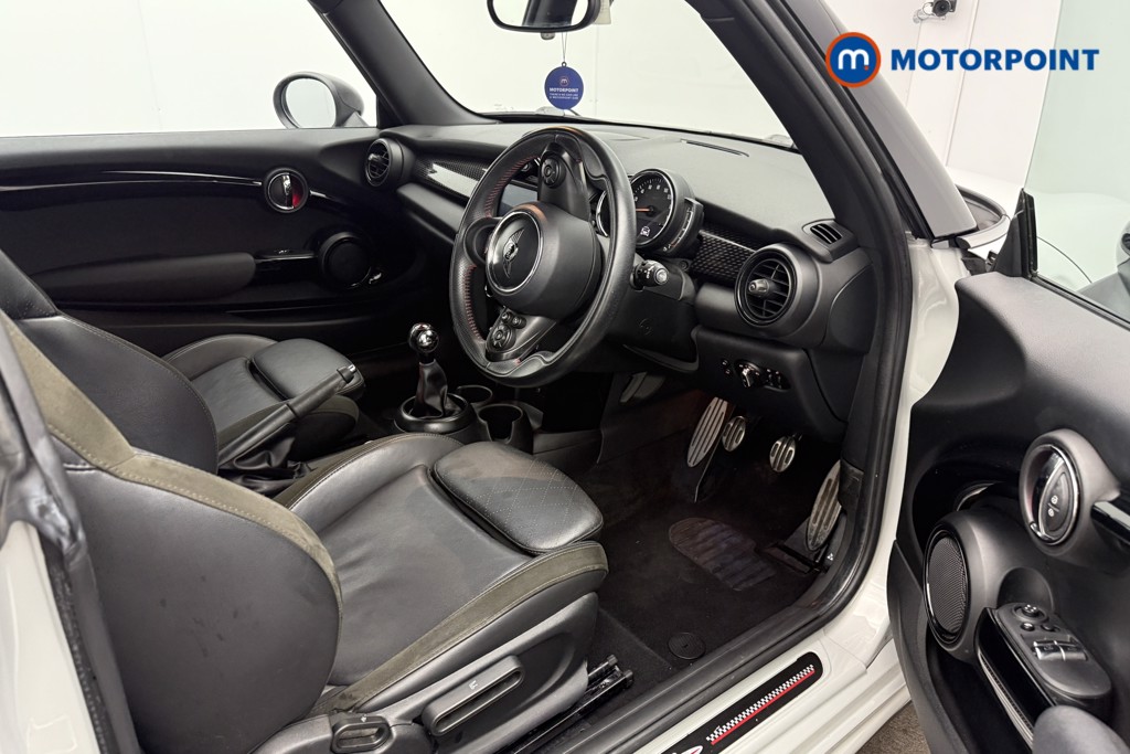 Mini Hatchback Cooper S Manual Petrol Hatchback - Stock Number (1569539) - 7th supplementary image