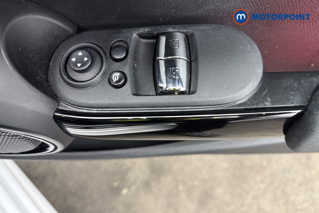 Mini Hatchback Cooper S Manual Petrol Hatchback - Stock Number (1569539) - 12th supplementary image