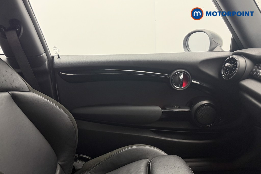 Mini Hatchback Cooper S Manual Petrol Hatchback - Stock Number (1569539) - 19th supplementary image