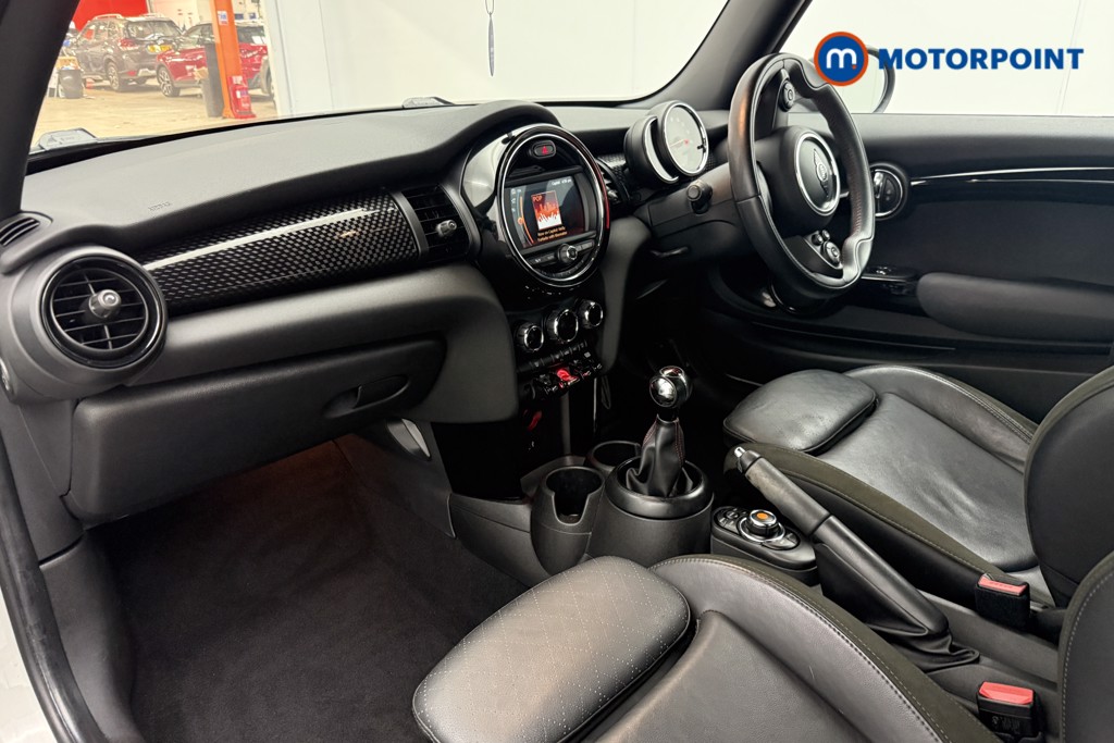 Mini Hatchback Cooper S Manual Petrol Hatchback - Stock Number (1569539) - 1st supplementary image