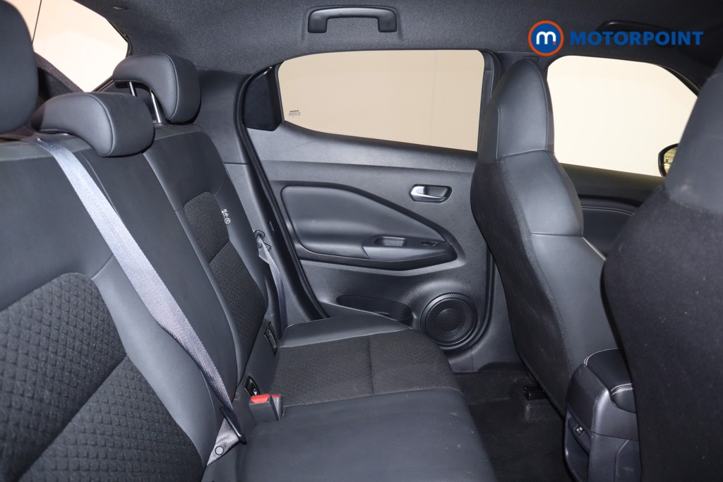 Nissan Juke N-Connecta Automatic Petrol SUV - Stock Number (1569831) - 13th supplementary image