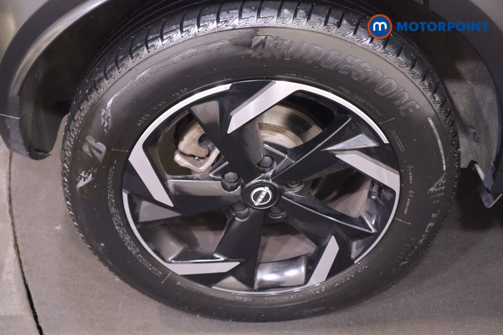 Nissan Juke N-Connecta Automatic Petrol SUV - Stock Number (1569831) - 15th supplementary image